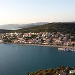 Apartment In With Sea View, Balcony, Air Conditioning, Wifi