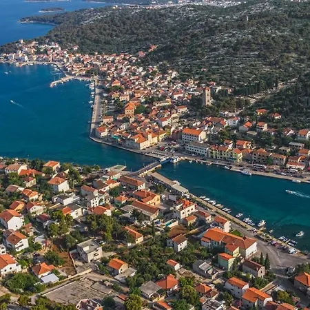 In With Sea View, Balcony, Air Conditioning, Wifi * Tisno