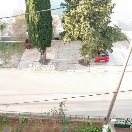 In With Sea View, Balcony, Air Conditioning, Wifi * Tisno