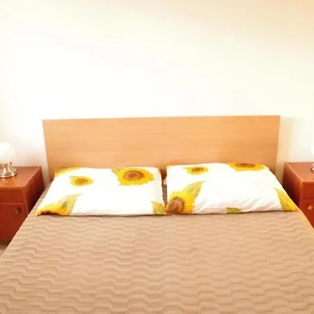 In With Sea View, Balcony, Air Conditioning, Wifi *