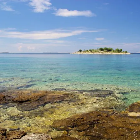 In With Sea View, Balcony, Air Conditioning, Wifi