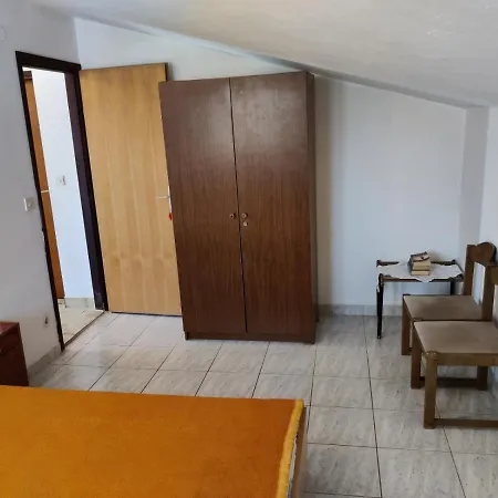 In With Sea View, Balcony, Air Conditioning, Wifi Appartement Tisno