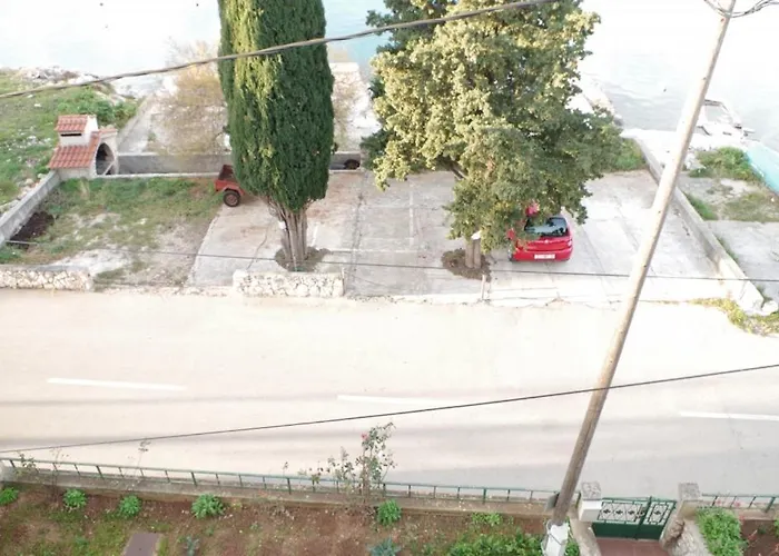 In With Sea View, Balcony, Air Conditioning, Wifi * Tisno