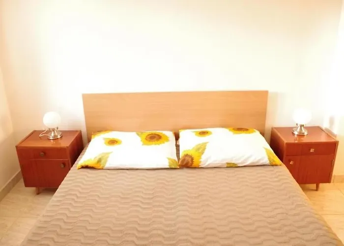 In With Sea View, Balcony, Air Conditioning, Wifi *