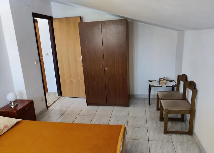 In With Sea View, Balcony, Air Conditioning, Wifi Appartement Tisno